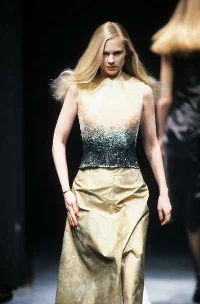 Look 18